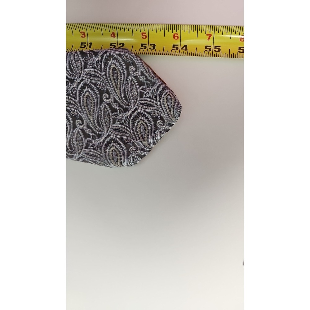 Michael‎ Kors Tie Silver Paisley 100% Silk - Picture 9 of 9